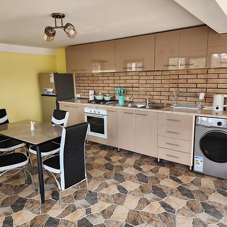 Lilia Guesthouse シグナギ エクステリア 写真