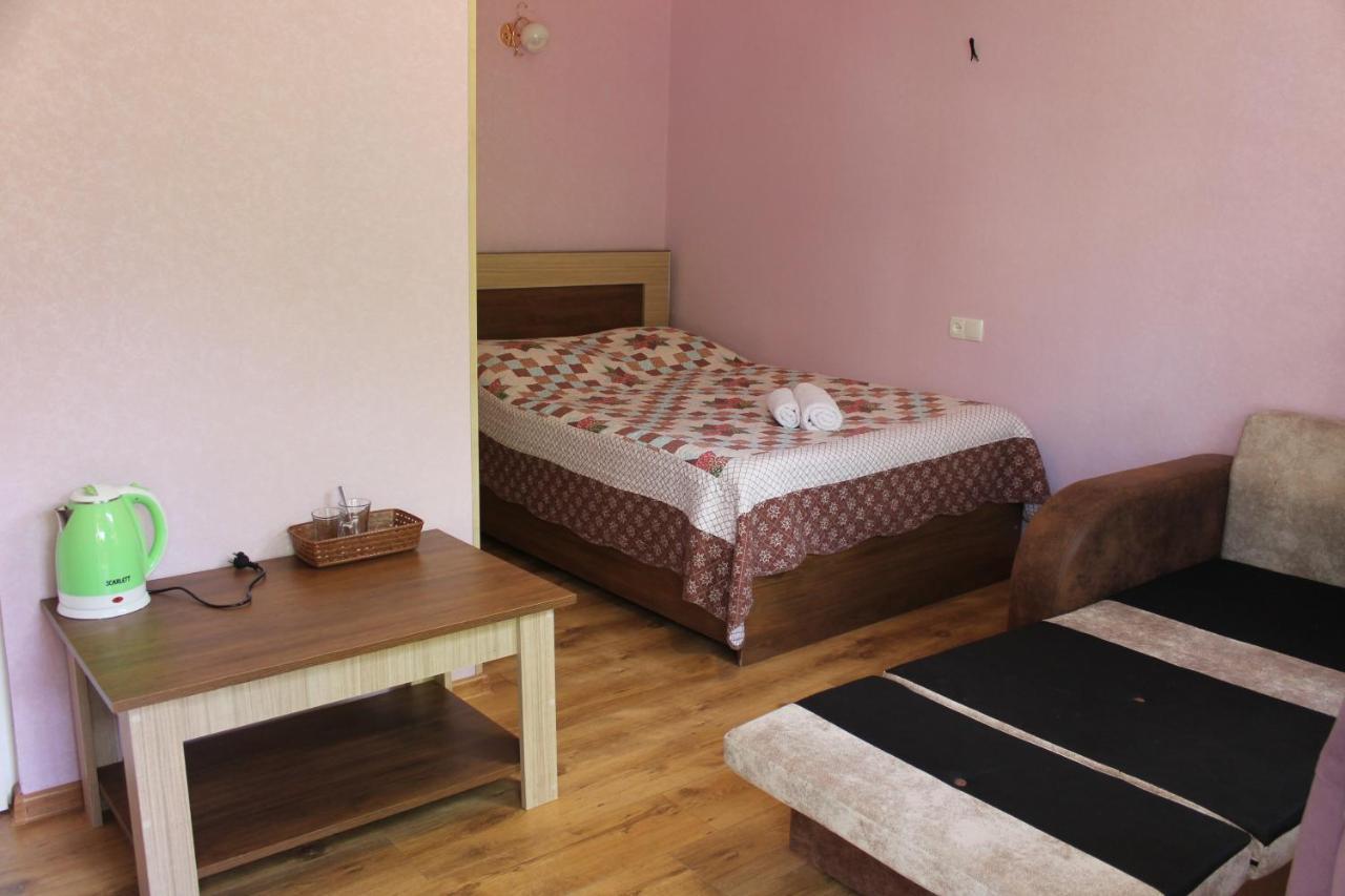 Lilia Guesthouse シグナギ エクステリア 写真